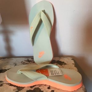 womens nike celso south beach flip flops
